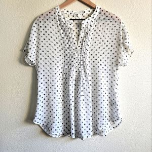 Pleione White Polka Dot Blouse Size S Pre-Owned in Excellent Condition !